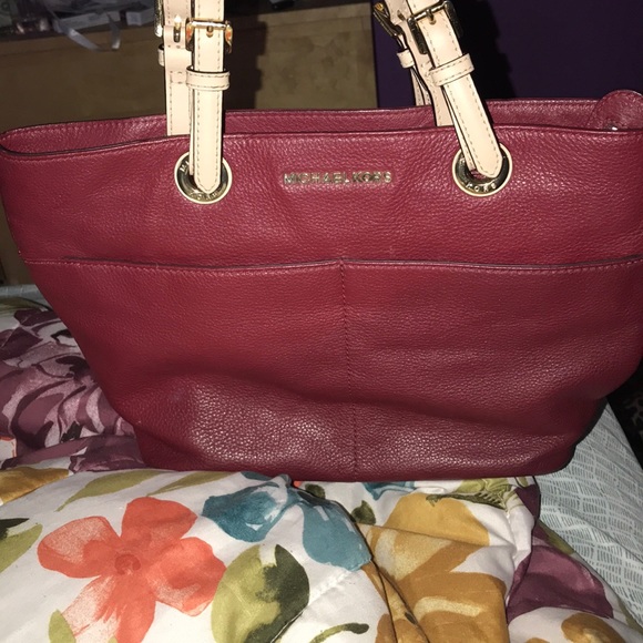 Michael kors handbag - Picture 1 of 4